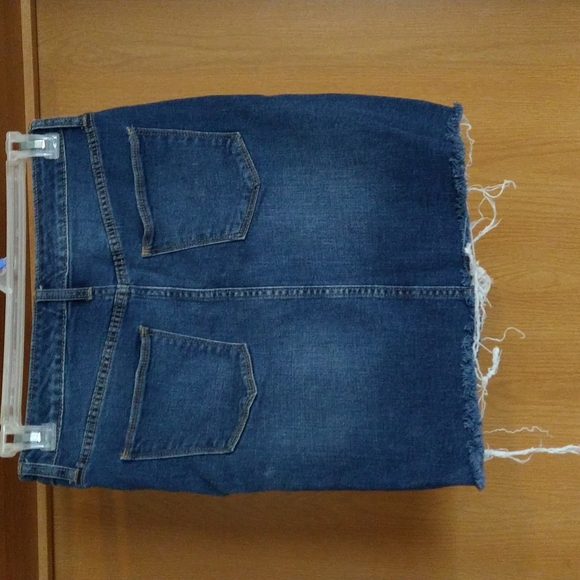 Universal Thread denim skirt 10 - Picture 2 of 7